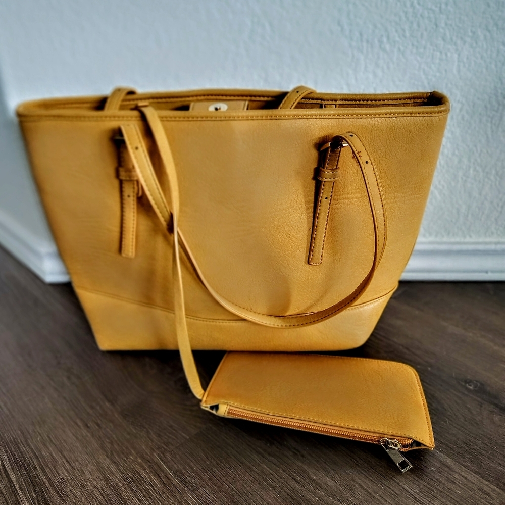 Urban Expressions Bag